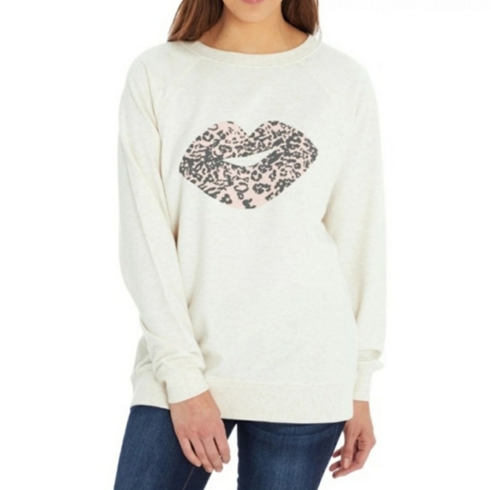 WILDFOX Graphic Cheetah Leopard Kiss Lips Sweatshirt M